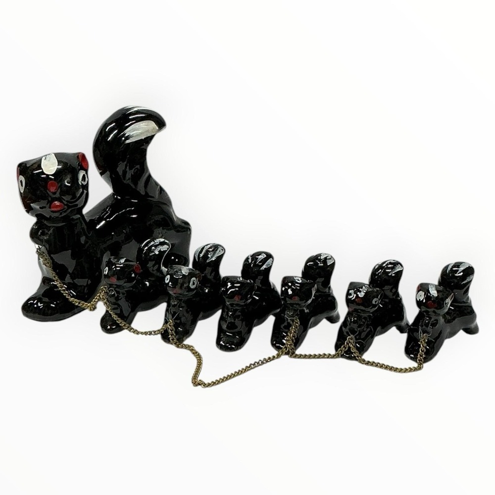 Vtg Artmark Mom Skunk 6 Kits Figurine on Chain Japan Redware Kitschy‎ MCM